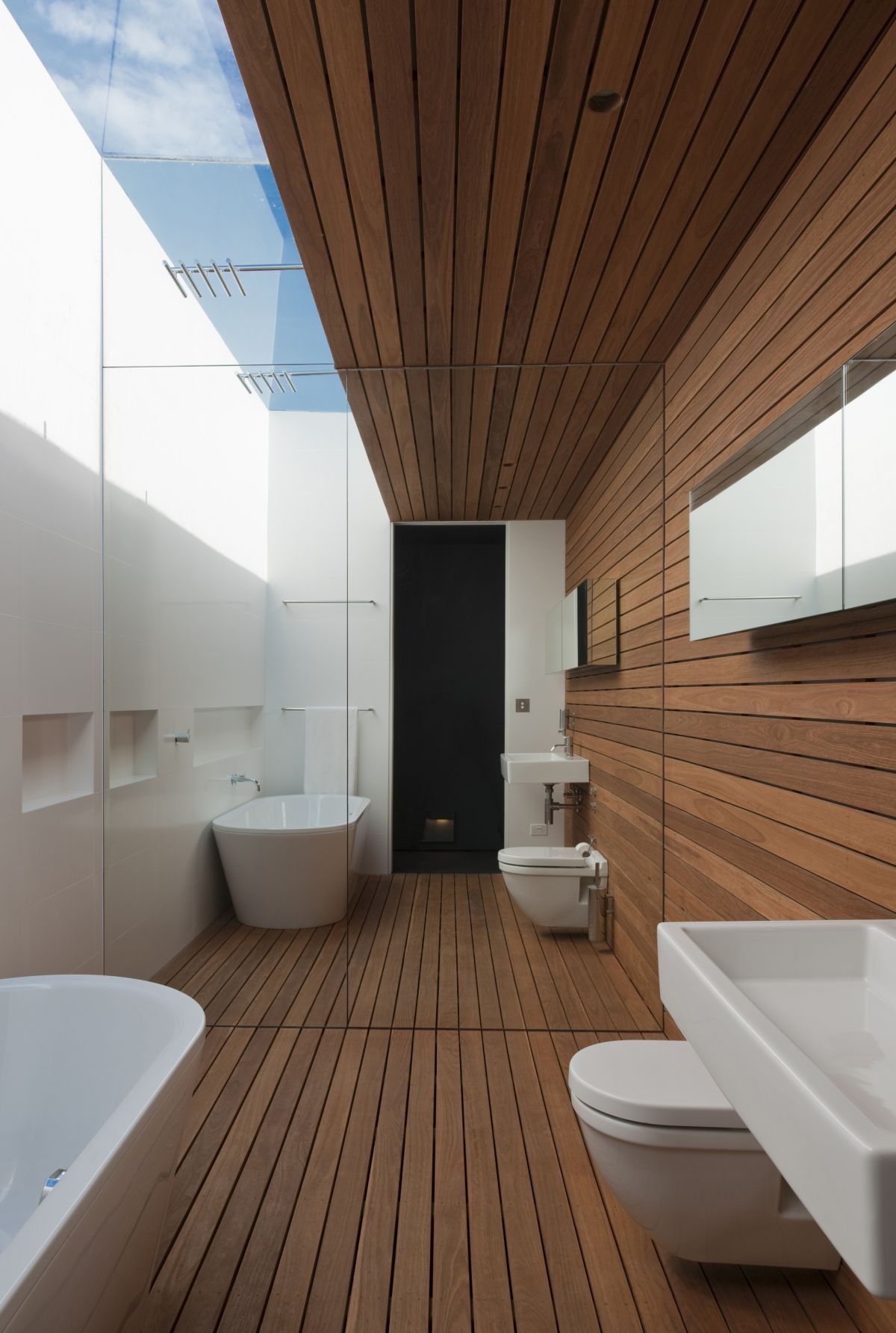 pedaal Van toepassing zijn Stimulans Moderne badkamer met composiet vlonders - Badkamers voorbeelden