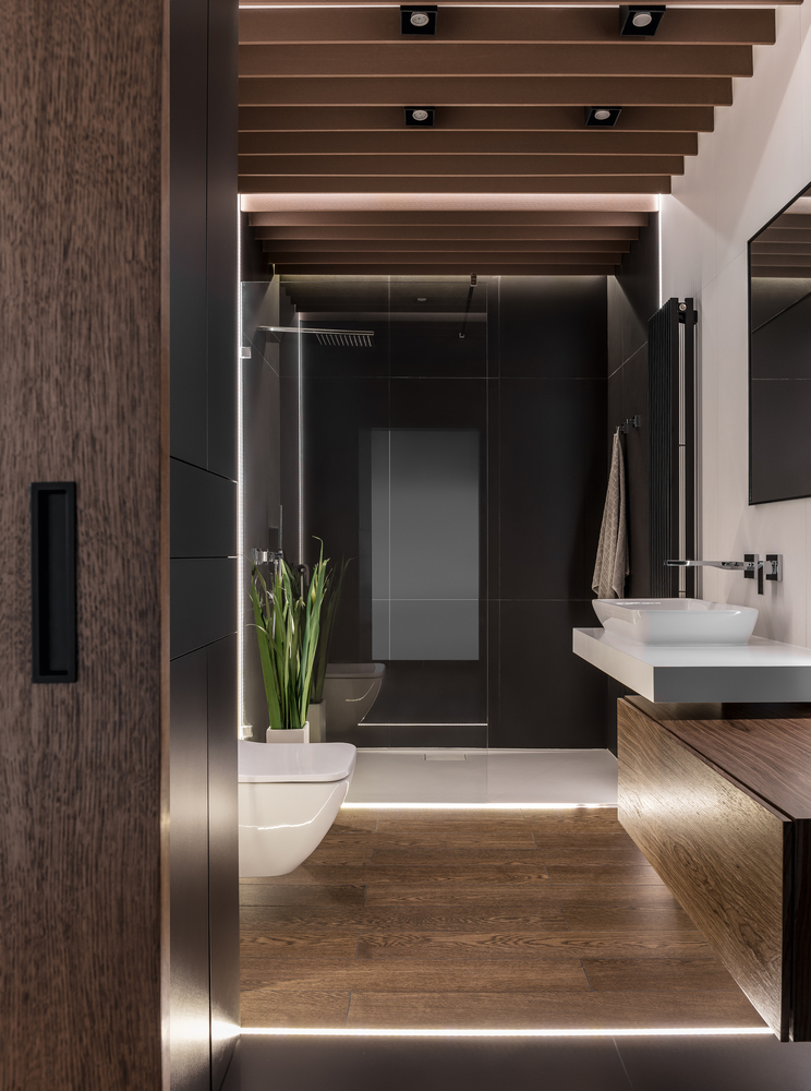 Moderne luxe badkamer van 6,3m2 door Metaforma
